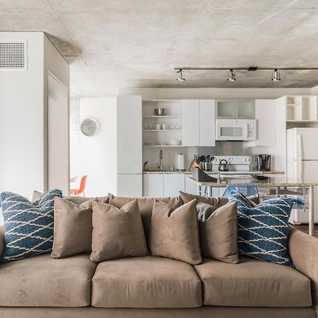 Mint House Minneapolis - Downtown West Екстериор снимка