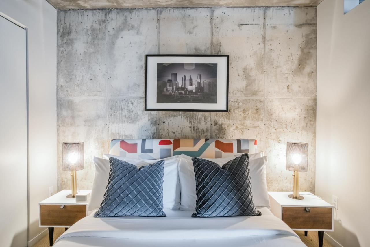 Mint House Minneapolis - Downtown West Екстериор снимка
