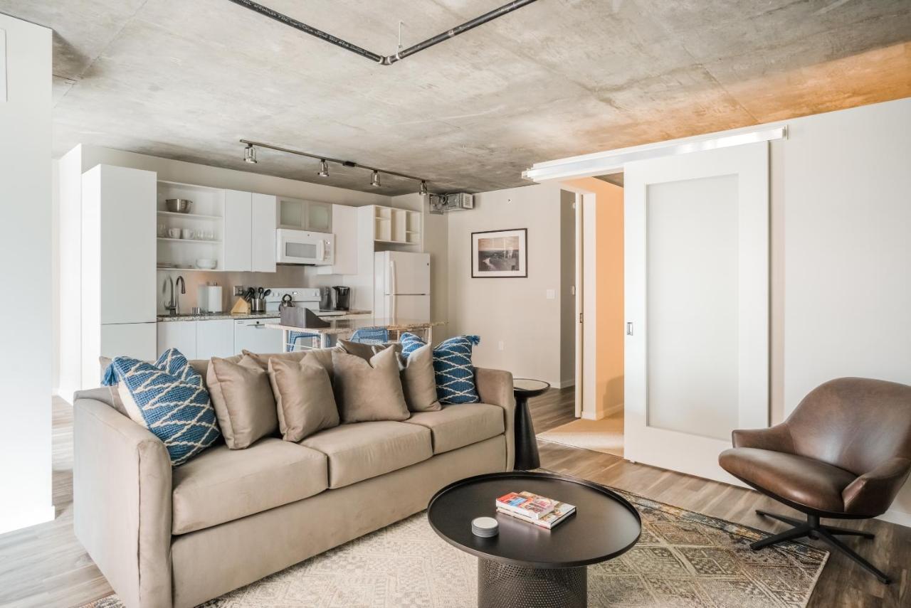 Mint House Minneapolis - Downtown West Екстериор снимка
