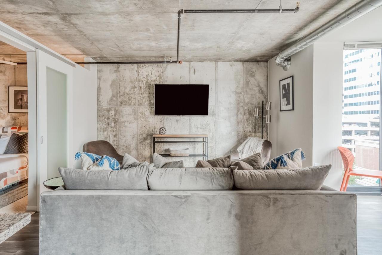 Mint House Minneapolis - Downtown West Екстериор снимка