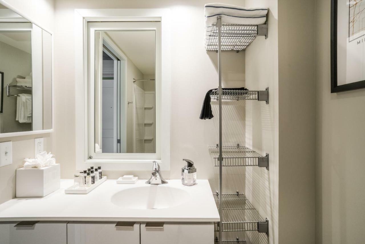 Mint House Minneapolis - Downtown West Екстериор снимка