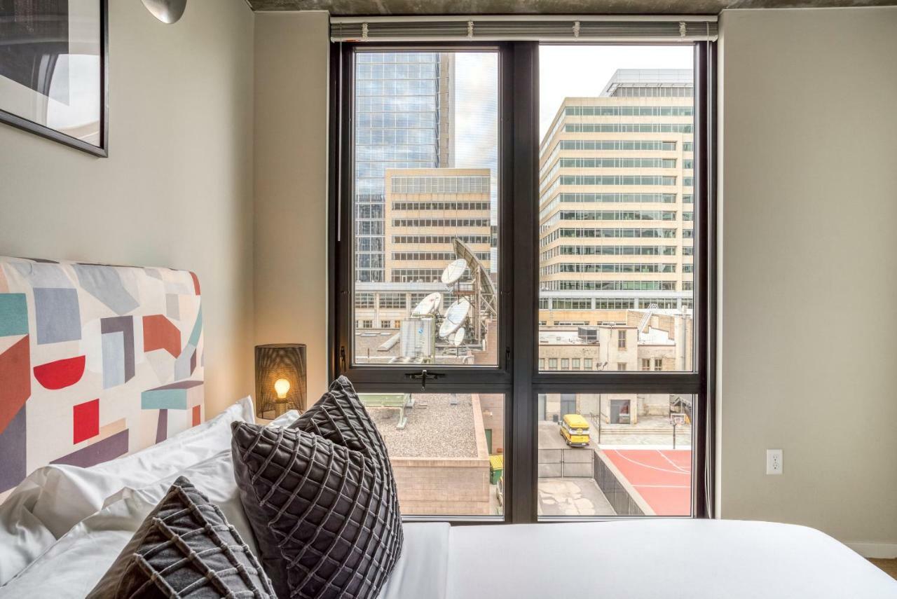 Mint House Minneapolis - Downtown West Екстериор снимка