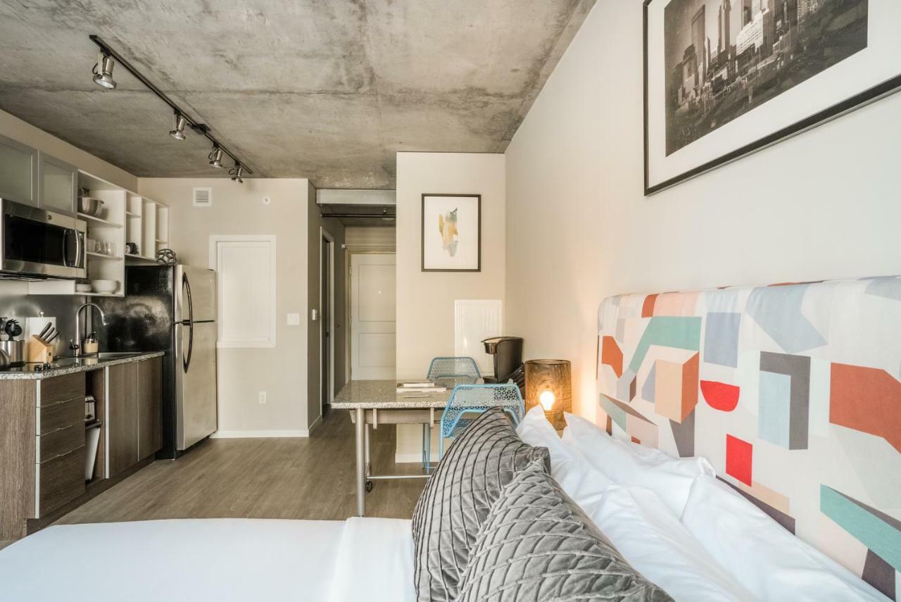 Mint House Minneapolis - Downtown West Екстериор снимка