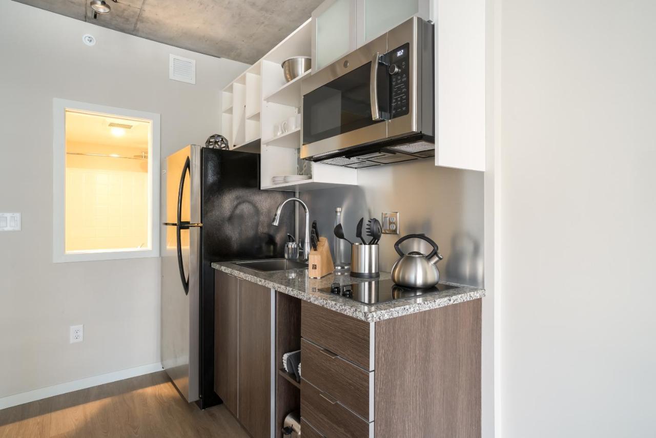 Mint House Minneapolis - Downtown West Екстериор снимка